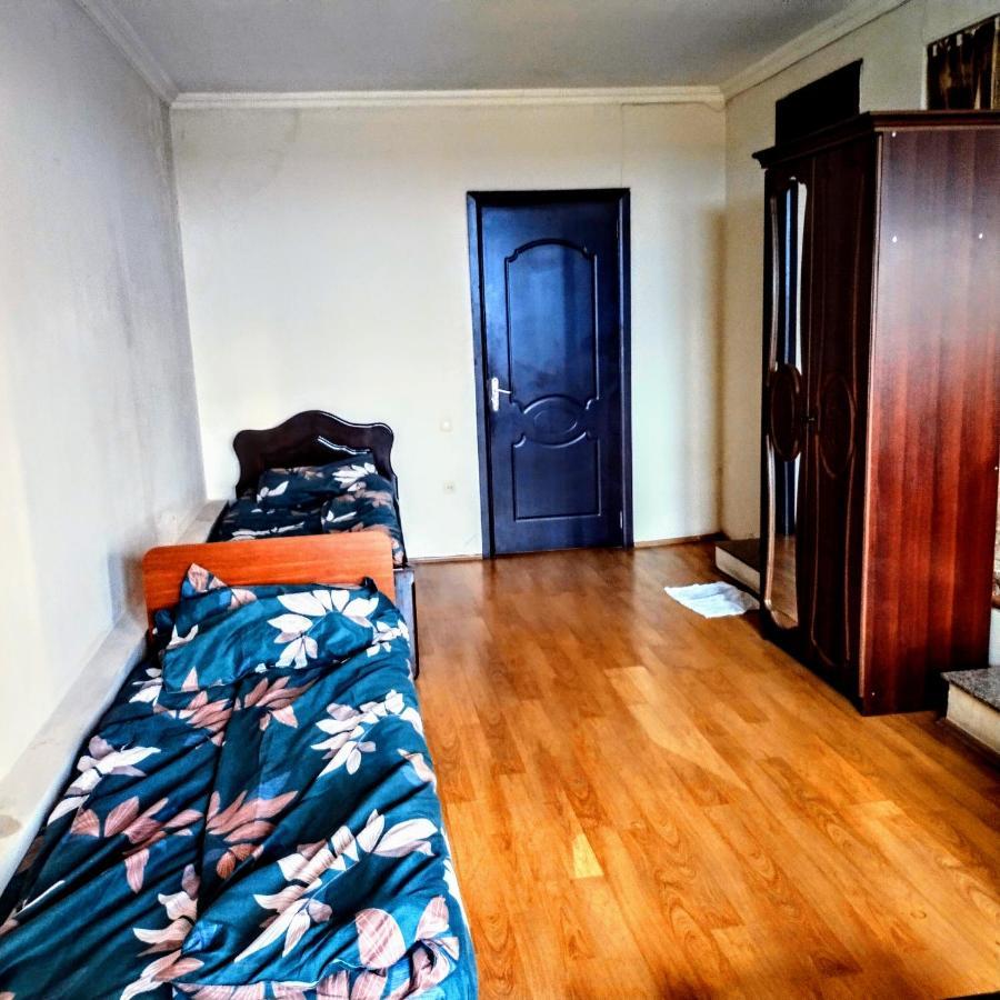 Masala Hostel Батуми Екстериор снимка