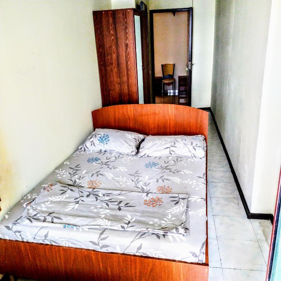 Masala Hostel Батуми Екстериор снимка