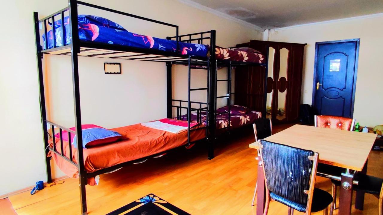 Masala Hostel Батуми Екстериор снимка
